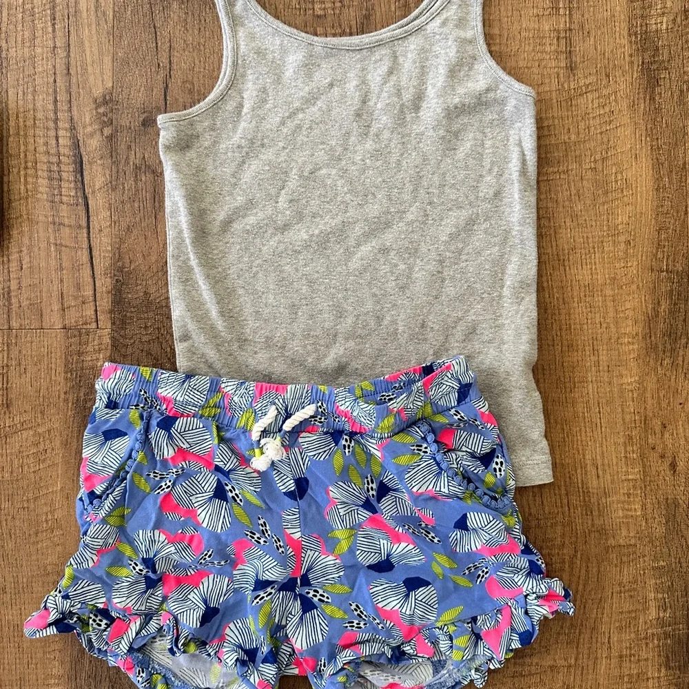 Youth Girl’s size Medium Gap Gray Tank Top & cat & Jack Blue Leaf Print Shorts - Picture 5 of 5